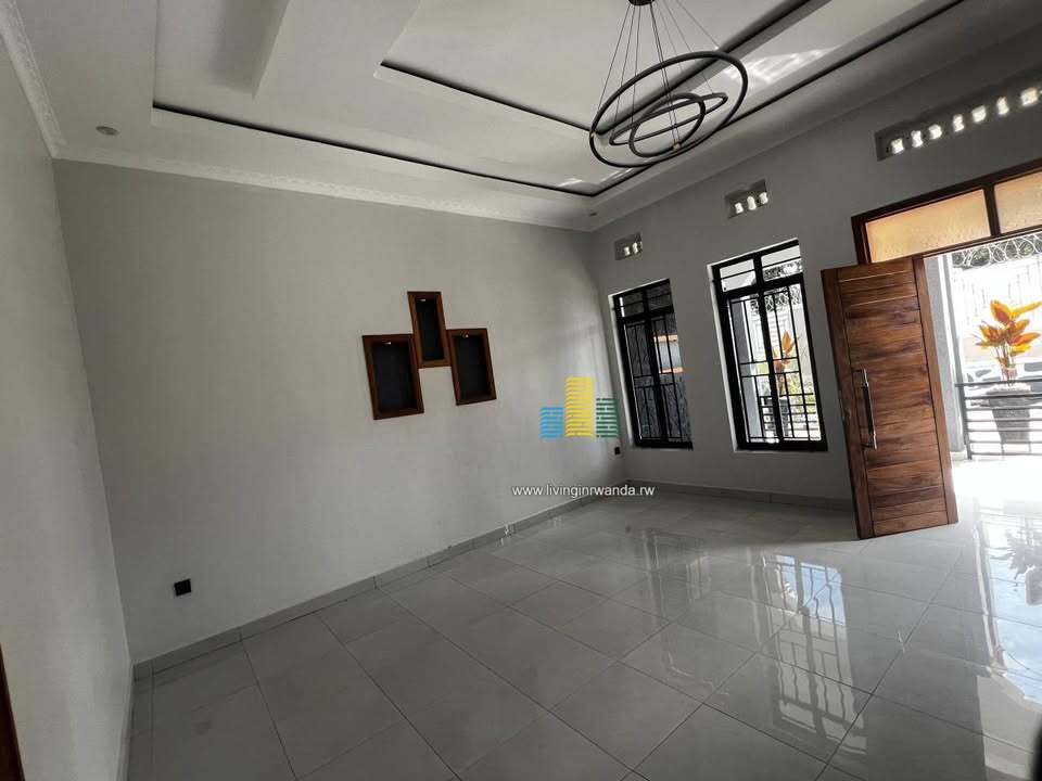 house_sale_6a1ef89d642558.75596828_1780414621_1.jpg